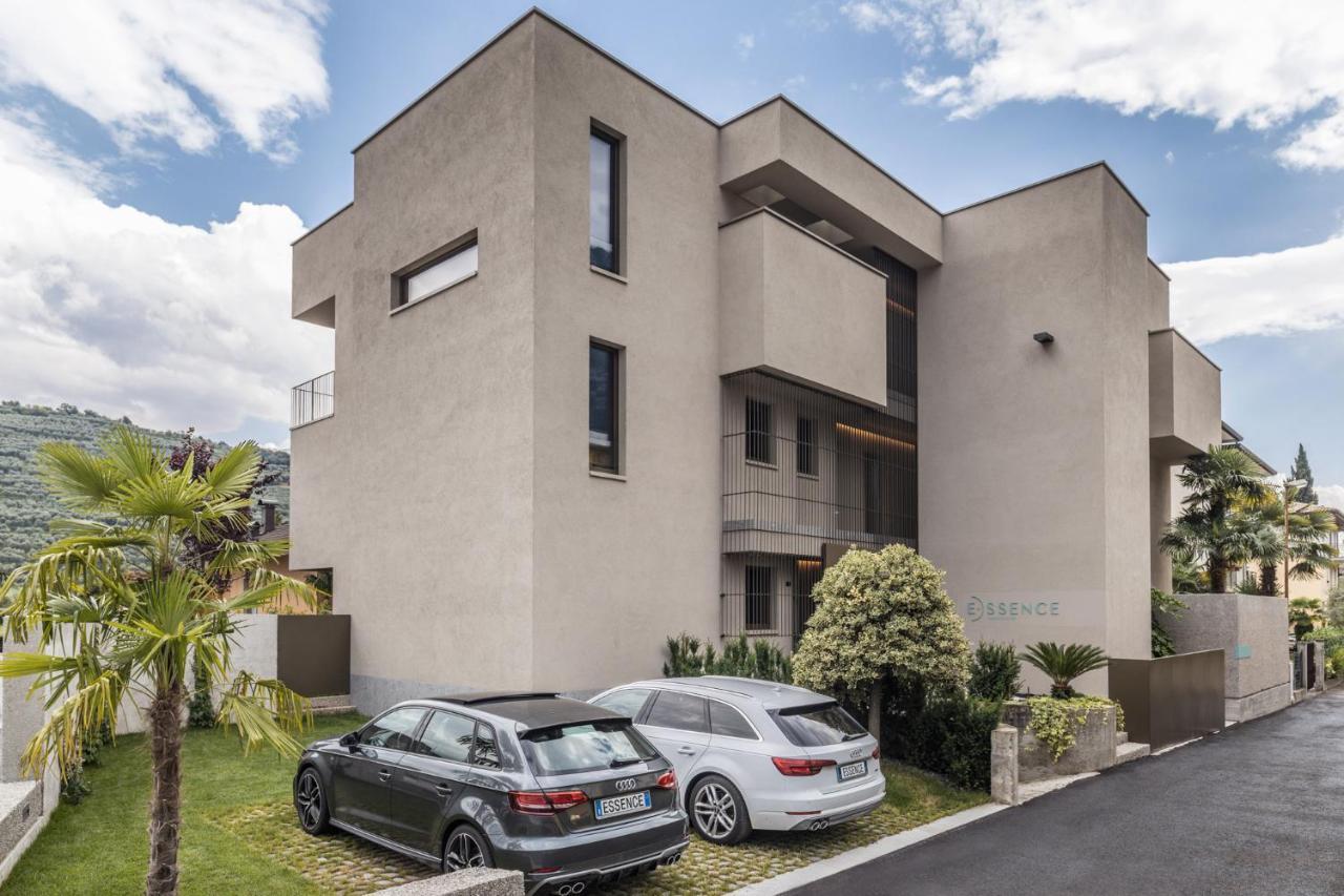 Essence - Charming Suites Riva del Garda Buitenkant foto