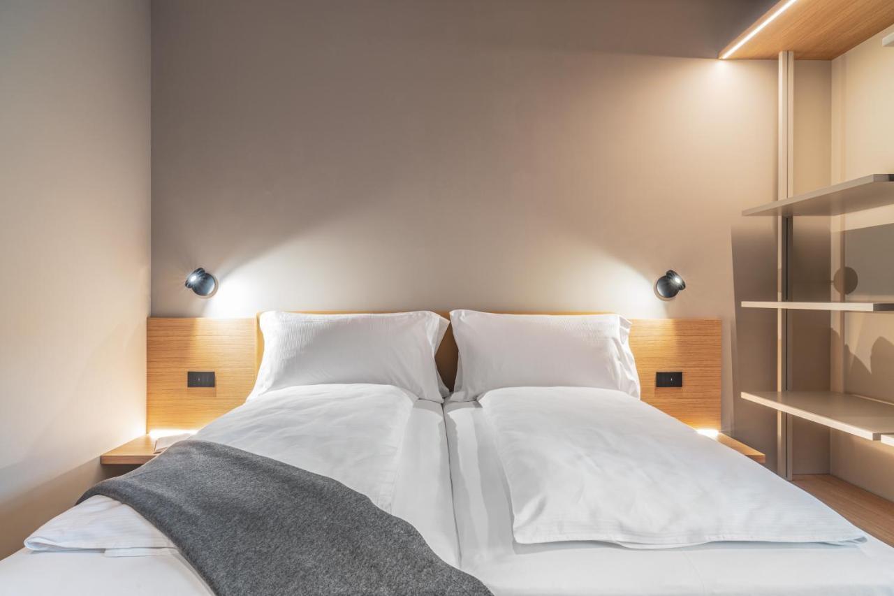 Essence - Charming Suites Riva del Garda Buitenkant foto