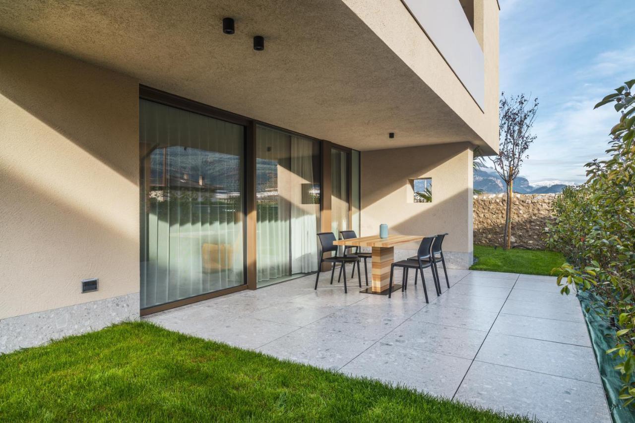 Essence - Charming Suites Riva del Garda Buitenkant foto