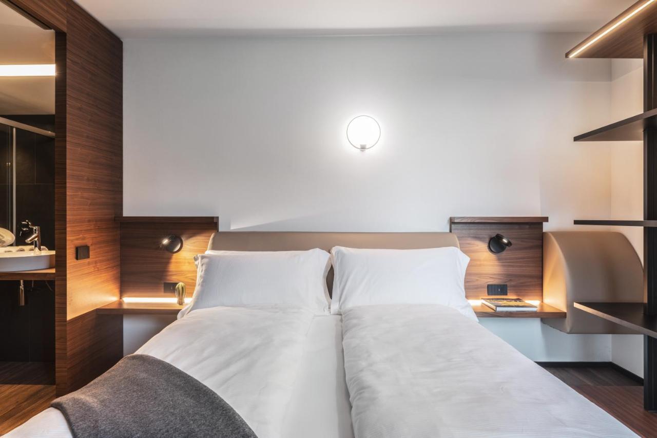 Essence - Charming Suites Riva del Garda Buitenkant foto