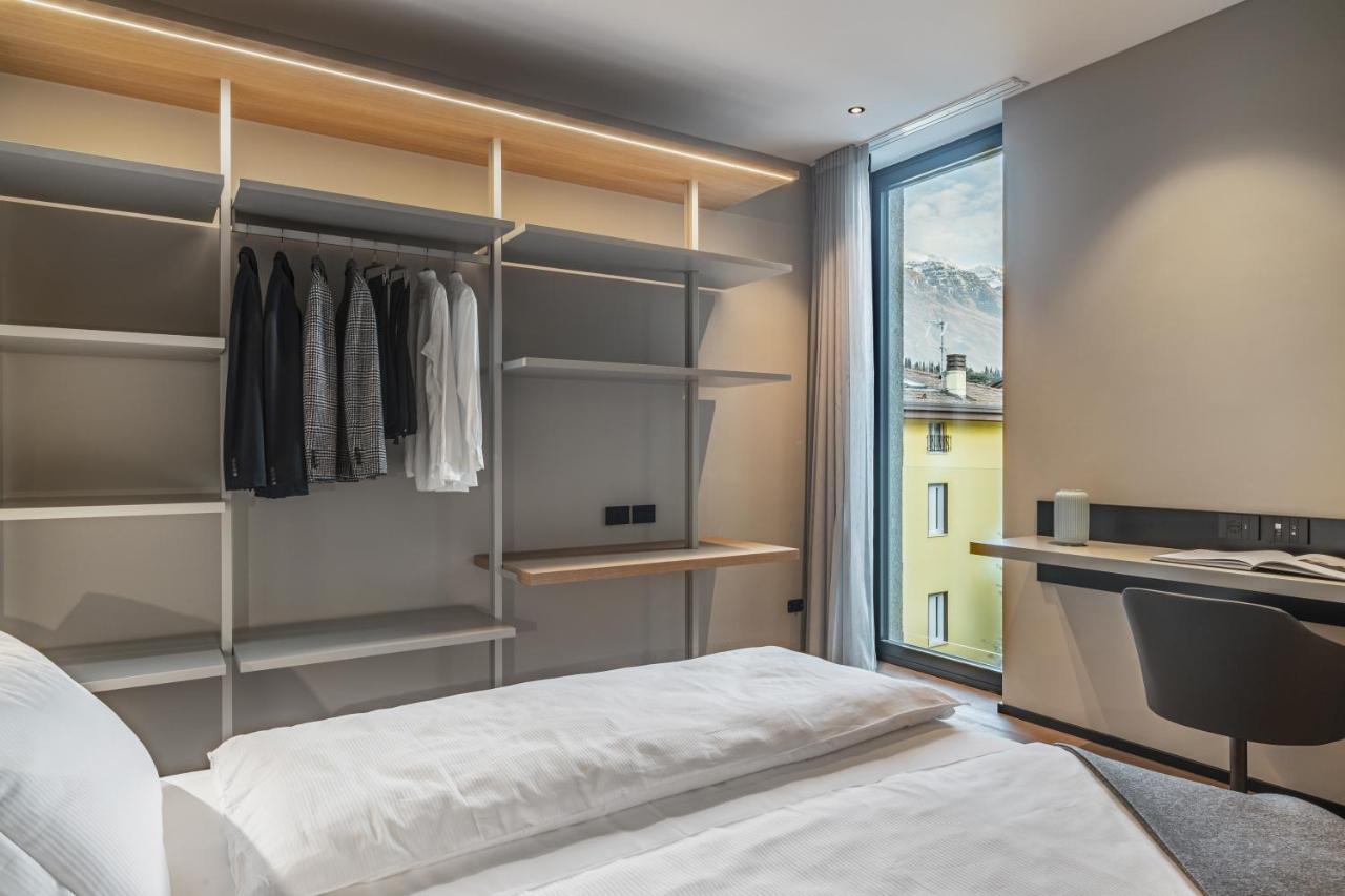 Essence - Charming Suites Riva del Garda Buitenkant foto