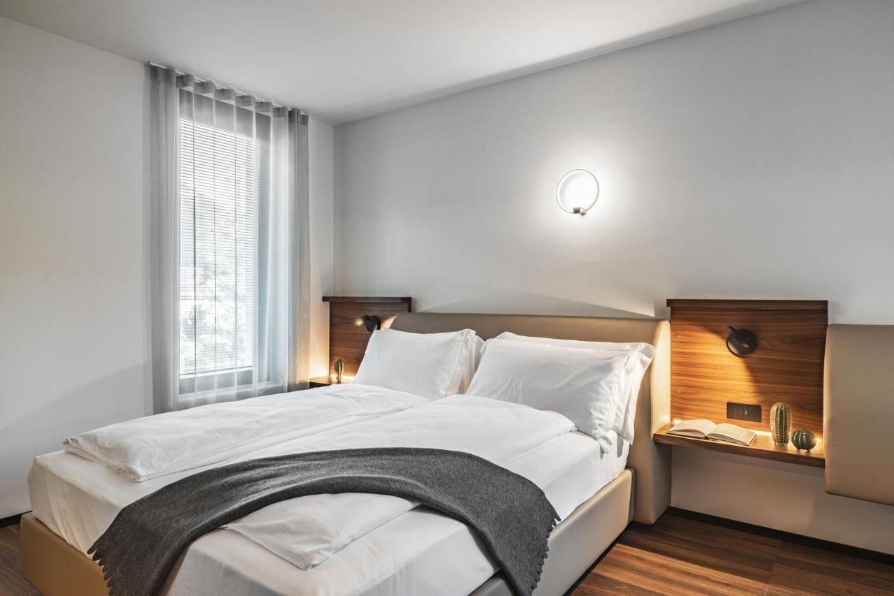 Essence - Charming Suites Riva del Garda Buitenkant foto