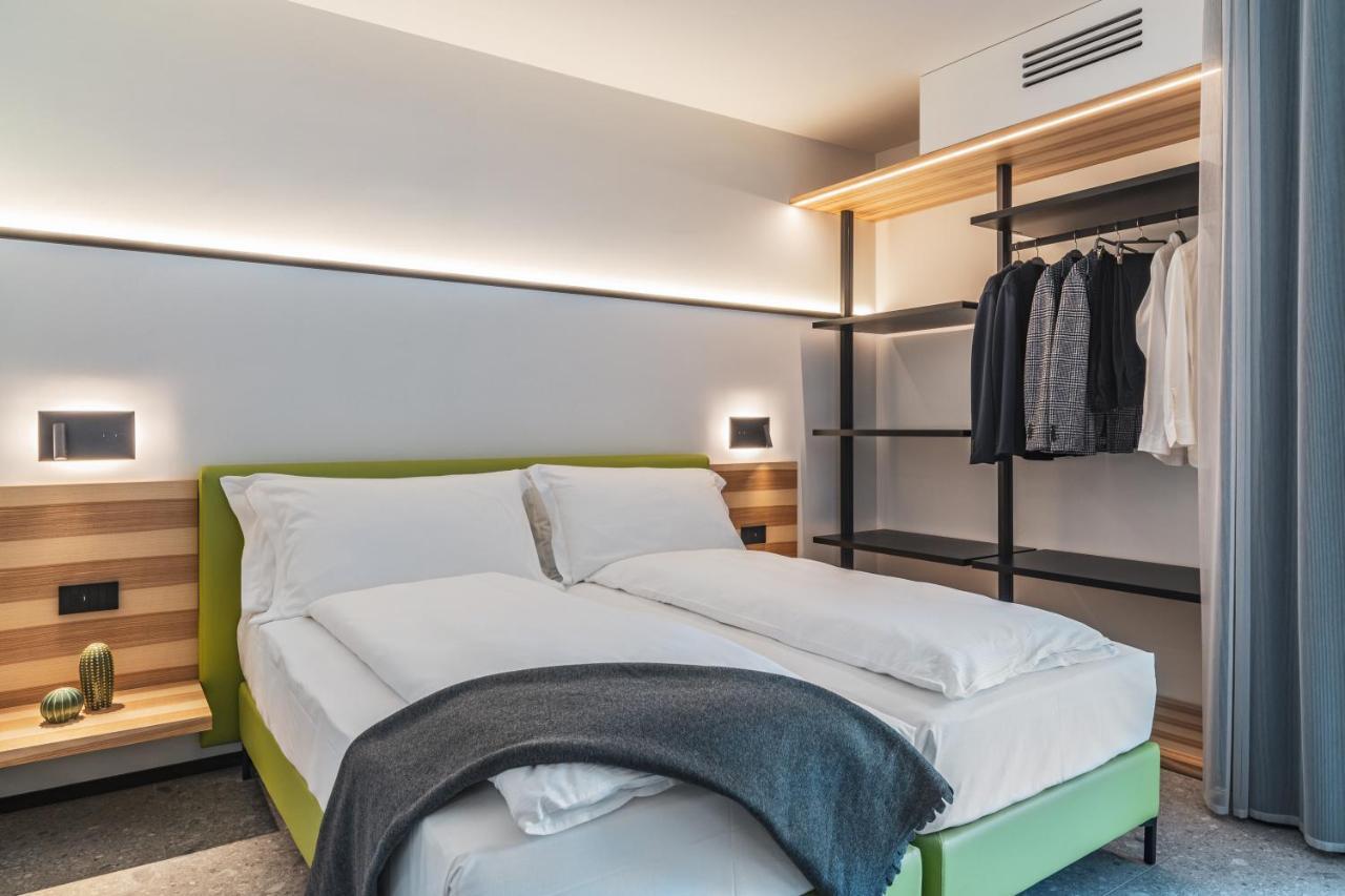 Essence - Charming Suites Riva del Garda Buitenkant foto