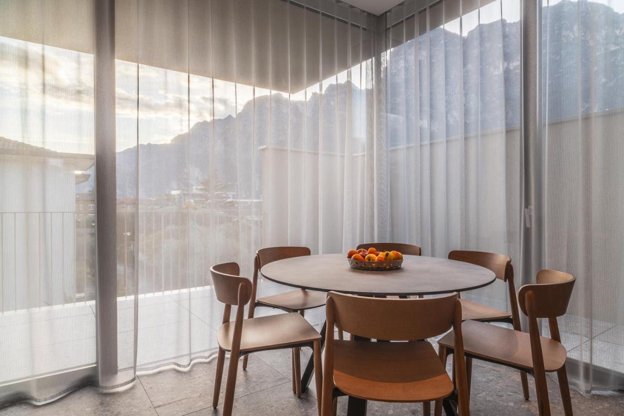 Essence - Charming Suites Riva del Garda Buitenkant foto